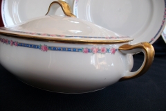 AHRENFELDT ROSES IN BLUE BAND-  OVAL COVERED SERVING   BOWL   .....   https://www.jaapiesfinechinastore.com