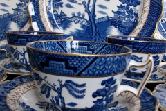 BOOTHS REAL OLD WILLOW A8025- CUPS &  SAUCERS  .....   https://www.jaapiesfinechinastore.com