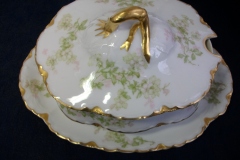 HAVILAND APPLE BLOSSOM SCH 61L-  COVERED GRAVY BOAT WITH ATTACHED UNDERPLATE ..... https://www.jaapiesfinechinastore.com