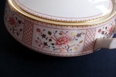 ROYAL CROWN DERBY LUCIENNE #A1266- COVERED SERVING BOWL   .....   https://www.jaapiesfinechinastore.com