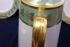 SPODE VALENTINE Y7706 GREEN WITH GOLD LEAF- COFFEE POT 6 CUPPER ..... https://www.jaapiesfinechinastore.com