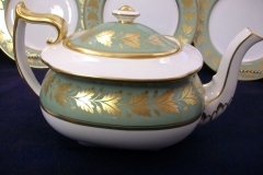 SPODE VALENTINE Y7706 GREEN WITH GOLD LEAF- TEAPOT 4 CUPPER ..... https://www.jaapiesfinechinastore.com